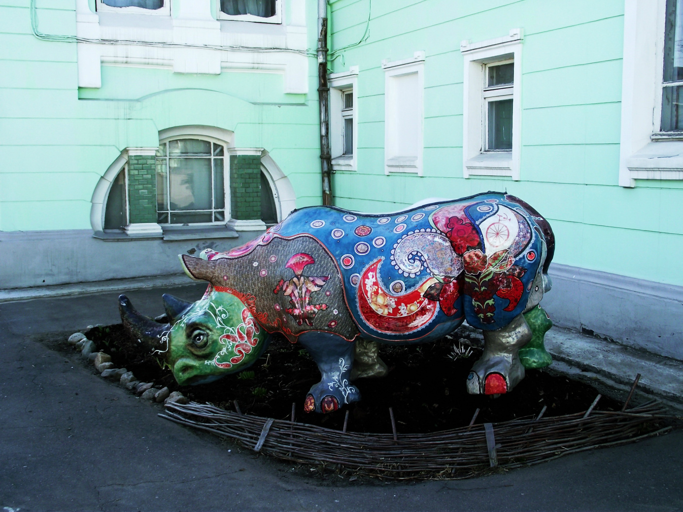 Ивановский носорог переехал в Санкт-Петербург