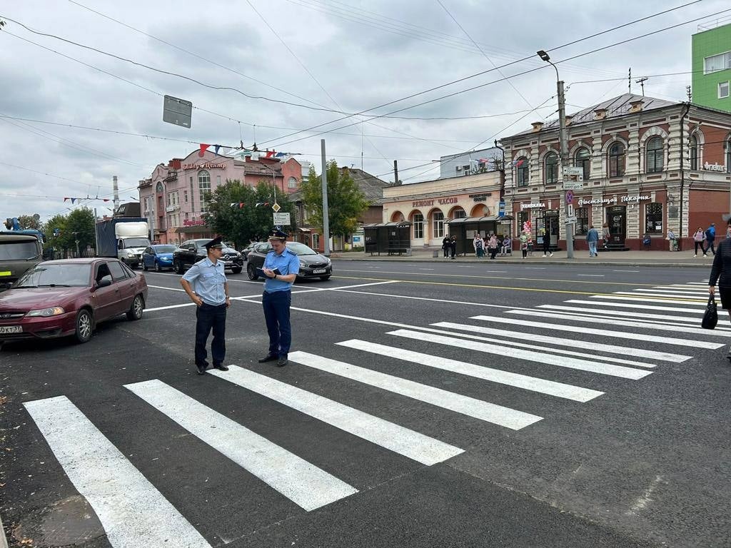 Заужение полос выявлено прокуратурой на проспектах Шереметевском и Ленина в Иванове 