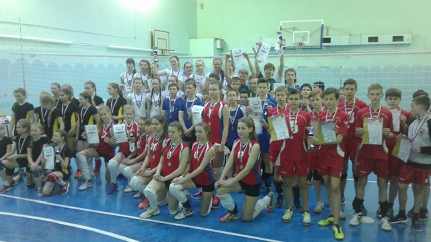 Определились чемпионы Ивановской области по волейболу среди девушек и юношей (ФОТО)