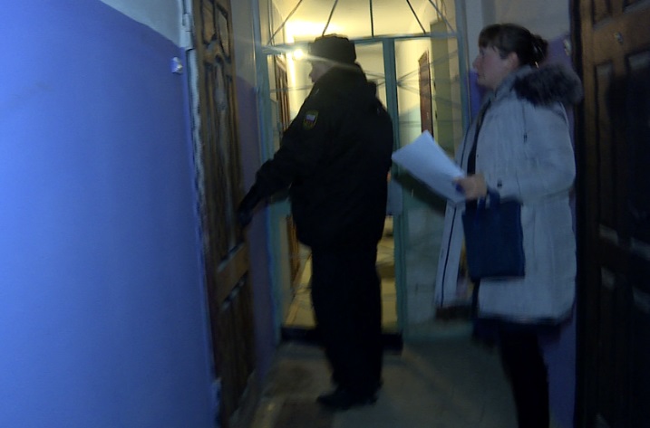 Судебные приставы в очередной раз отправились в рейд по квартирам неплательщиков в Иванове