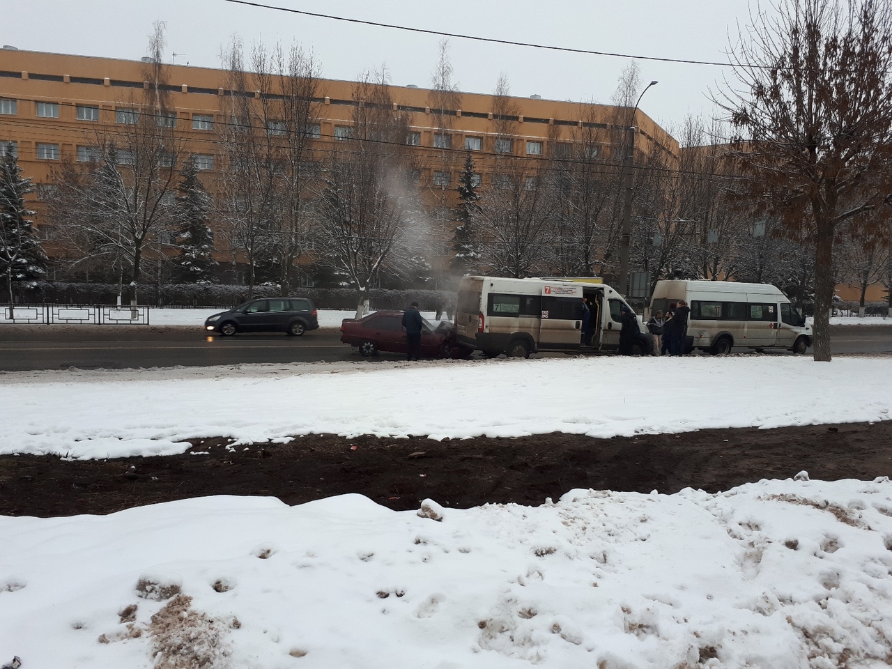 Водитель иномарки спровоцировал ДТП с двумя маршрутками в Иванове