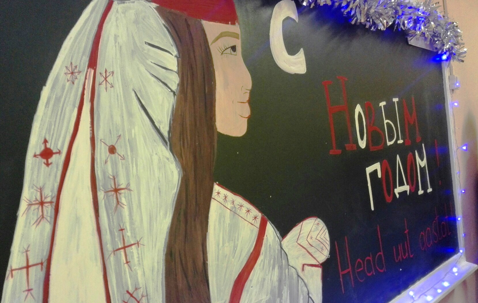Новогоднее оформление одной из ивановских школ сделали в стиле советских республик (ФОТО)
