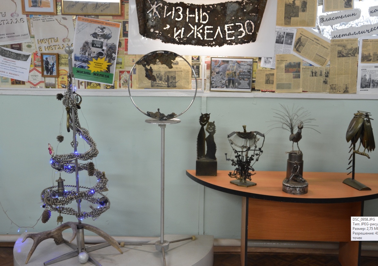 Десять самых необычных елок Ивановской области: от полудрагоценных до подводных