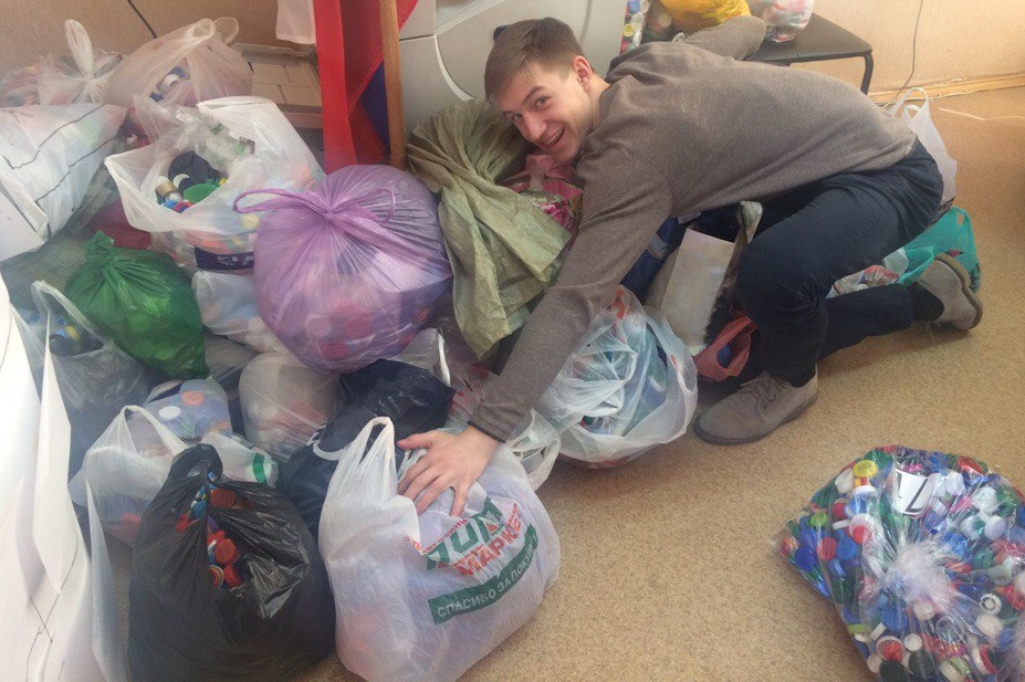 140 килограммов пластиковых крышек отправили на переработку ивановские школьники