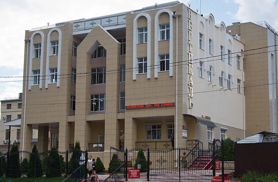 Два этажа одному из торговых центров в Иванове добавили самовольно