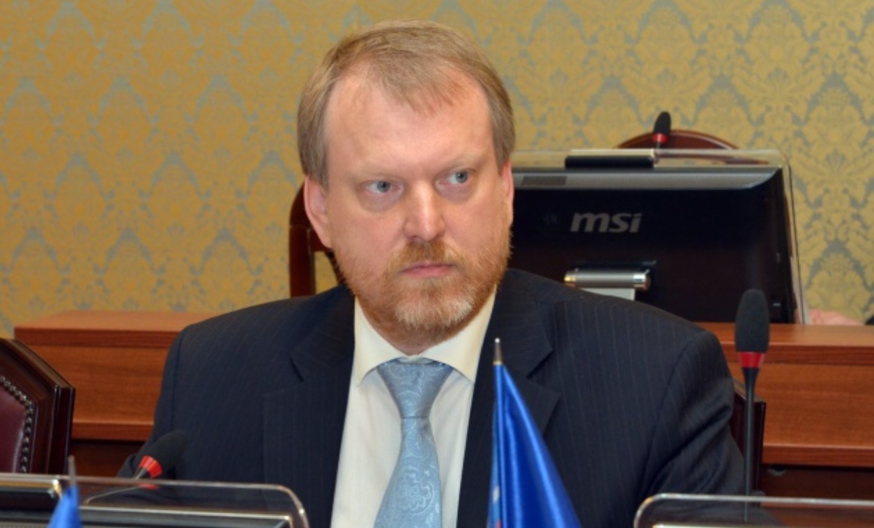 Роман Ефремов сложил полномочия депутата Ивановской областной думы