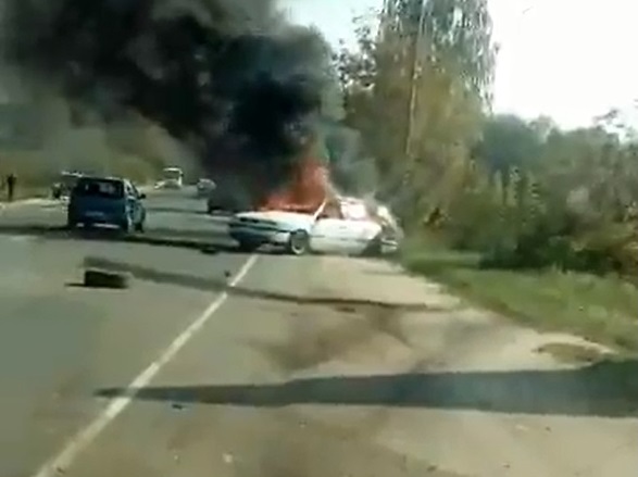 В Ивановском районе из-за аварии загорелся автомобиль (ФОТО)