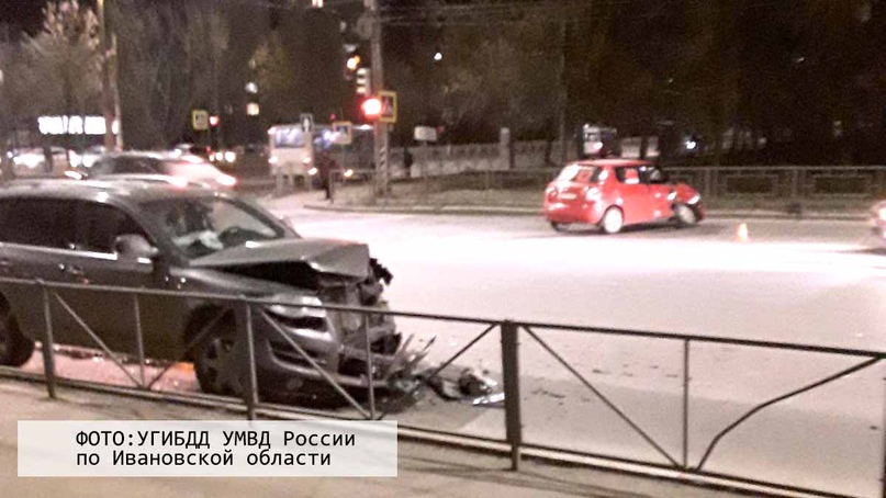 Водитель иномарки впал в кому после ДТП на перекрестке Строителей и Шубиных в Иванове