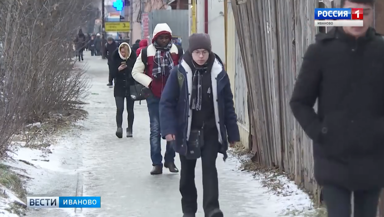 За минувшие выходные в первый травмпункт Иванова обратились более 100 человек