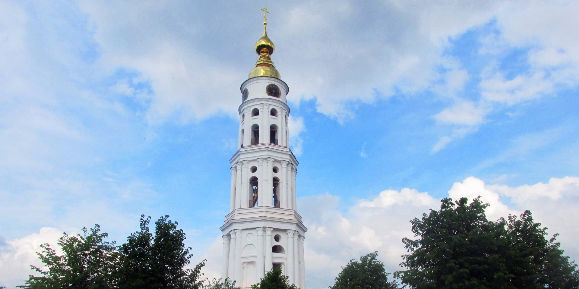 Завершена реставрация Лежневской колокольни