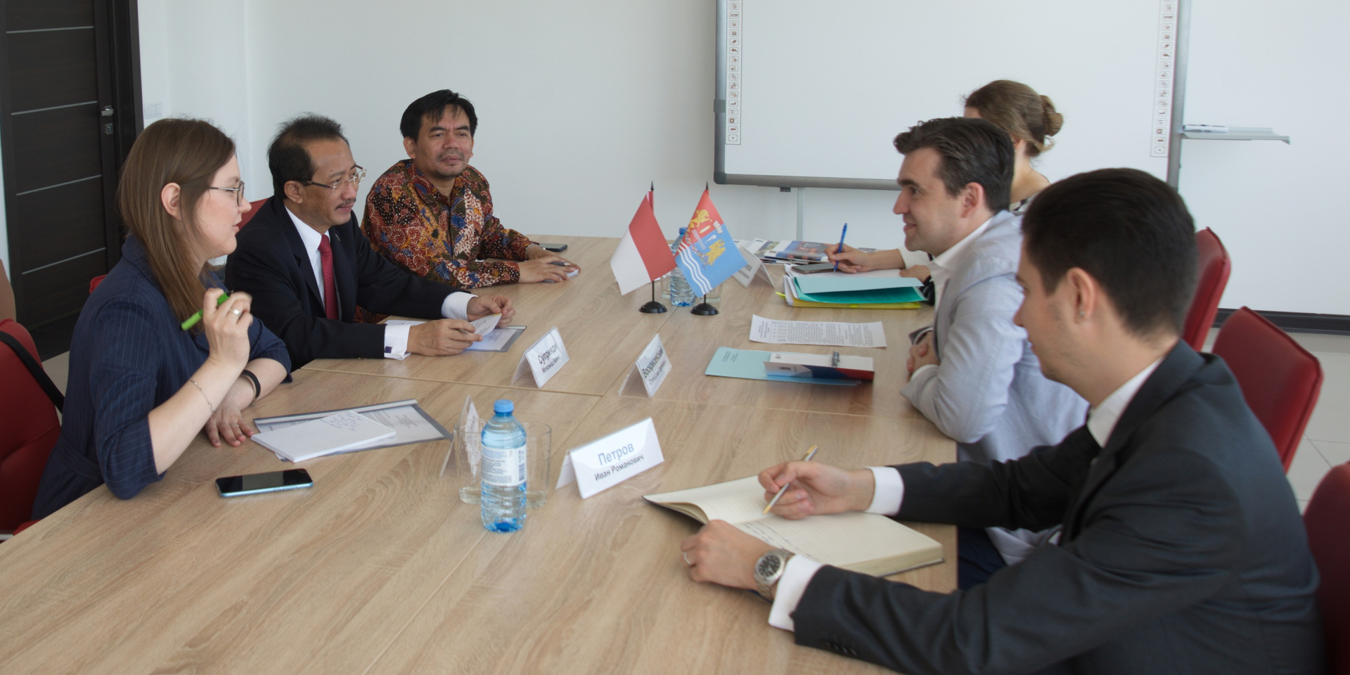 Станислав Воскресенский провел встречу с послом Республики Индонезия