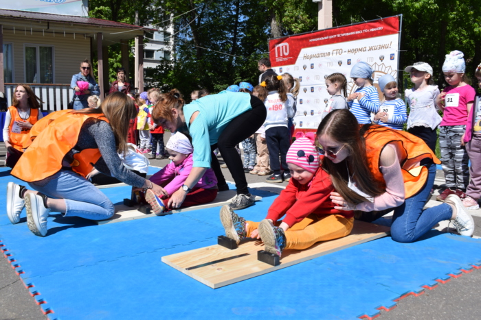 День города: малыши в Иванове готовятся сдавать «ГТО» (ФОТО)