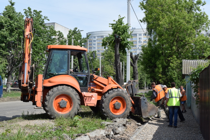 В Иванове проводят ремонт дорожного полотна на улицах Ярославская и Жарова