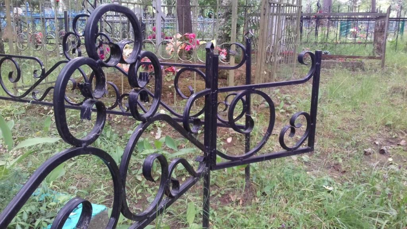 Иностранца в Шуе задержали за кражу кладбищенской чугунной ограды (ФОТО)