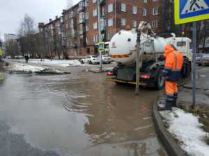 В Иванове с мест подтопления за два дня откачали около 400 кубометров воды