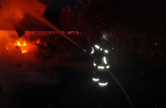В Юрьевецком районе под завалами сгоревшего дома обнаружили тело мужчины