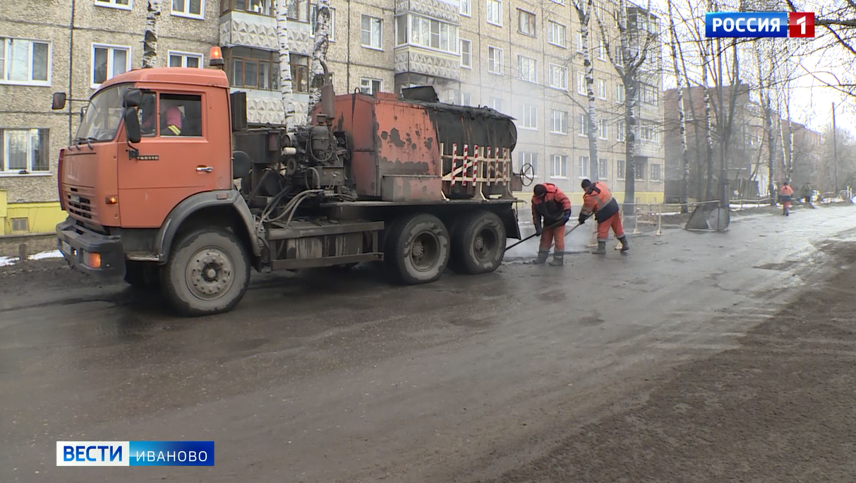 Этой зимой ямочный ремонт дорог в Иванове проводят почти каждый день