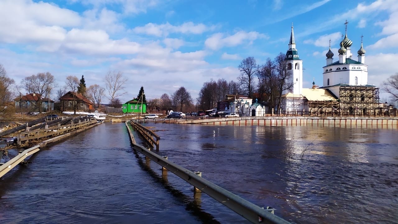Подтопления из-за паводка произошли в трех районах Ивановской области