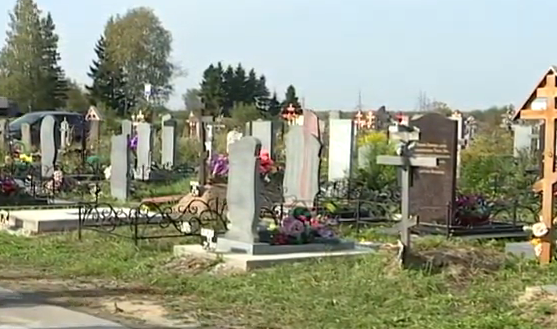 В Ивановской области разрешили посещение кладбищ