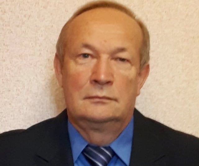 Педагог Чернцкой средней школы стал Заслуженным учителем России 