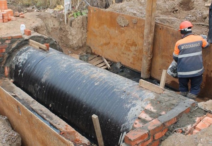 В микрорайоне «Видный» в Иванове реконструируют канализационный коллектор