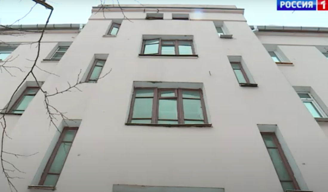 В Фурманове 12-летний мальчик сорвался с крыши пятиэтажки