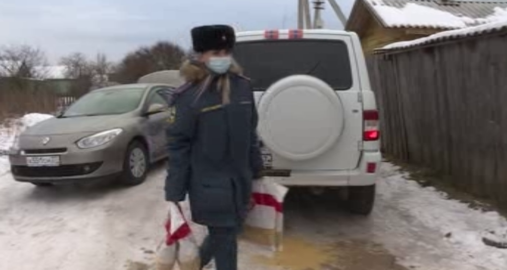Сотрудники МЧС помогли приюту для животных в Иванове