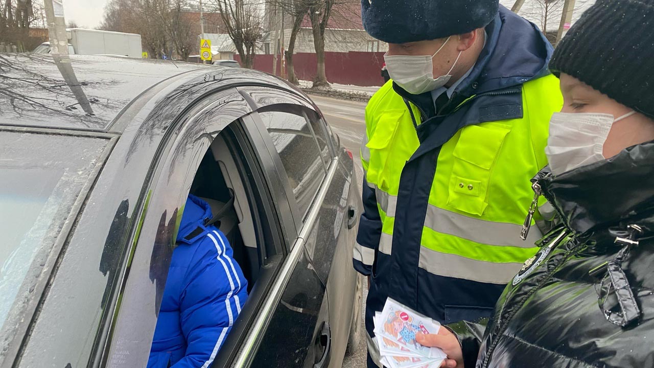 Ивановские водители получили письма от школьников