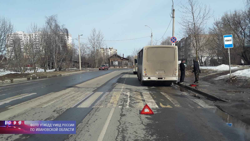 В Иванове пассажирка попала в больницу после падения в автобусе
