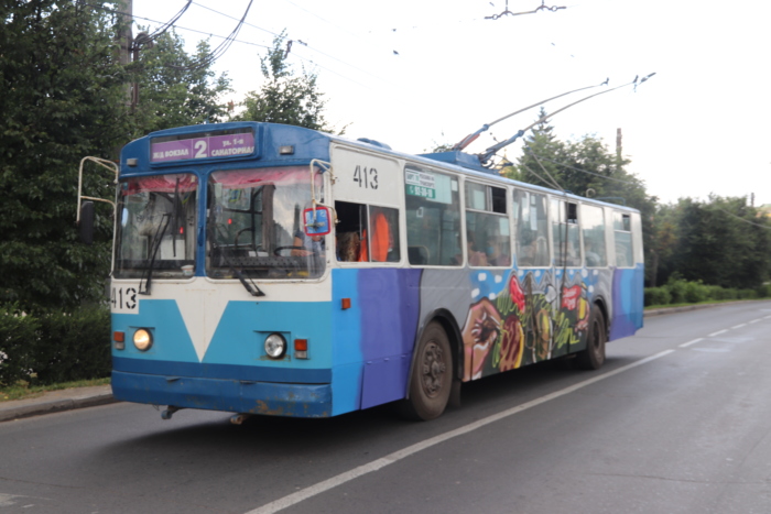 На улицы Иванова вышел «Троллейбус добра»