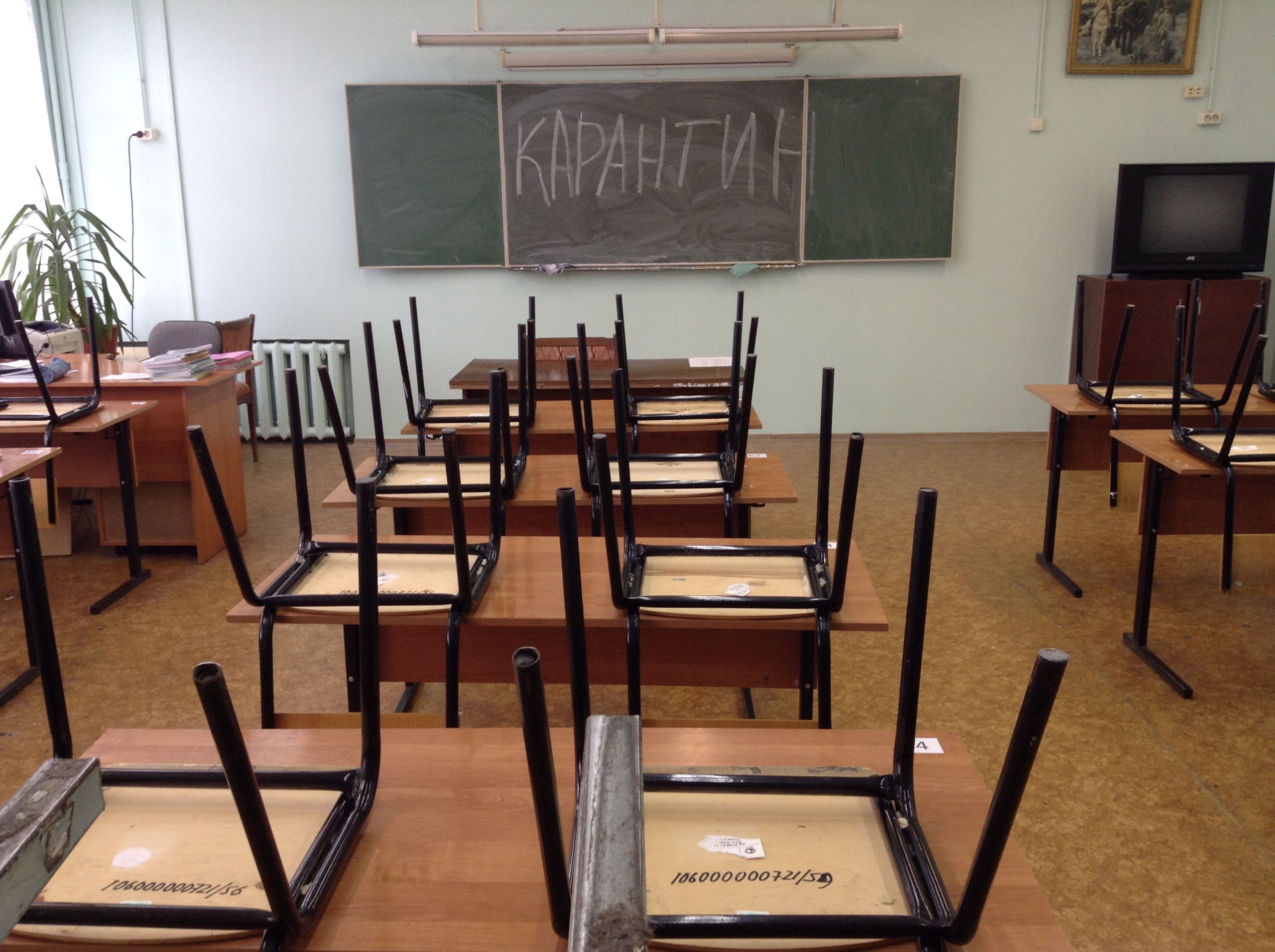 Карантин по коронавирусу в Ивановской области введен в группах и классах почти 100 образовательных учреждений