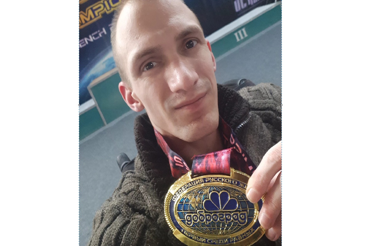 Кинешемец победил на чемпионате мира по русскому жиму 