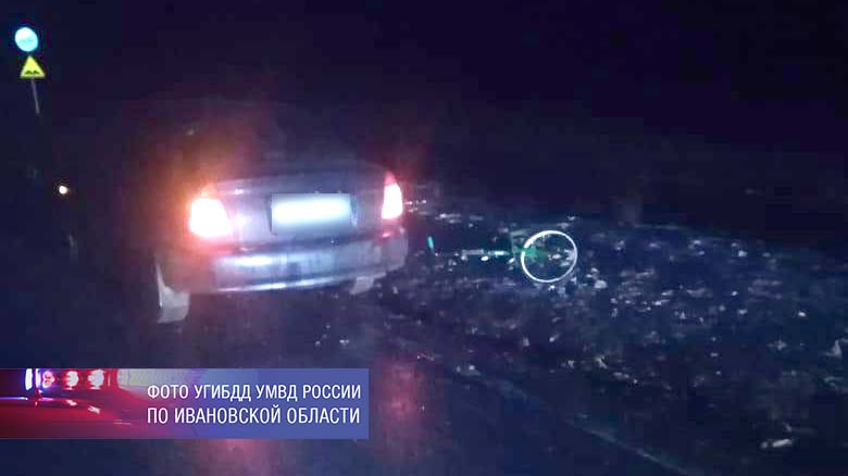 В Гаврилово-Посадском районе иномарка сбила пьяного велосипедиста
