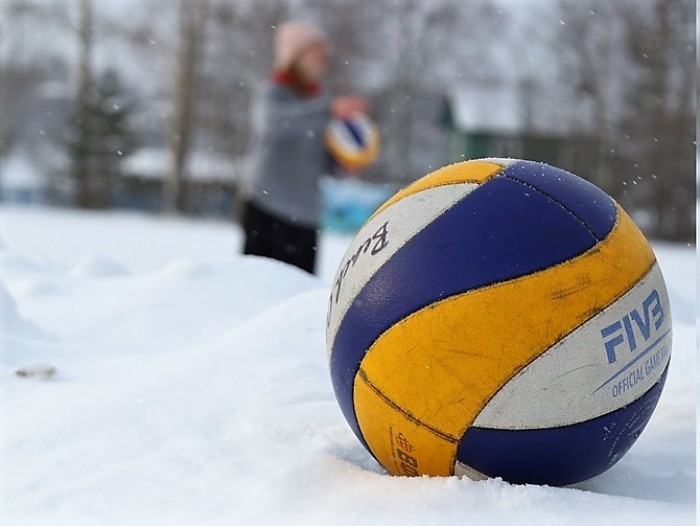 В Иванове прошёл турнир по волейболу на снегу