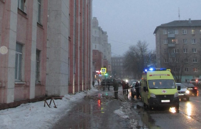 Глава СК России потребовал повторный доклад по делу о гибели студентки из-за обрушения кладки с фасада здания политеха в Иванове