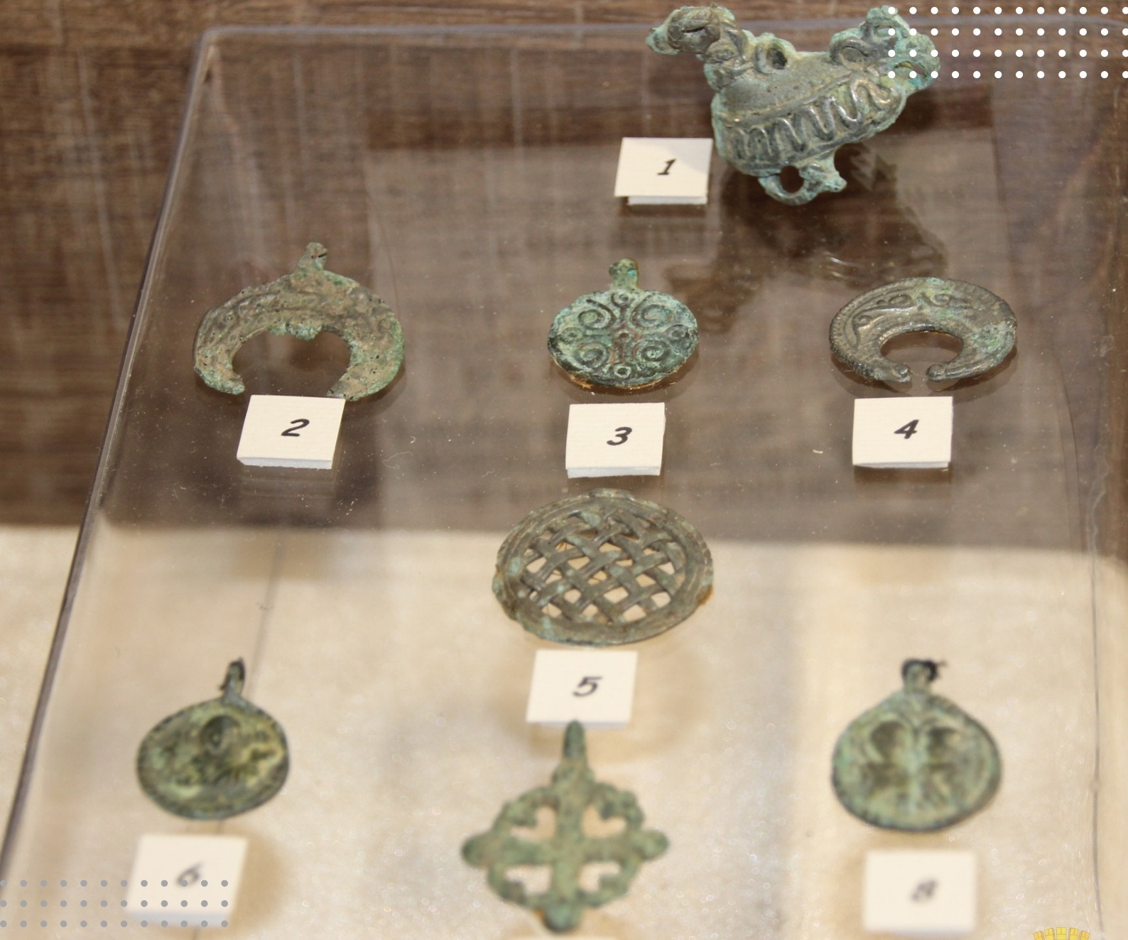В экспозицию кинешемского музея вернулись старинные ювелирные украшения