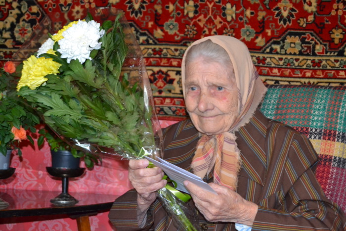 Еще одна жительница Иванова отметила 100-летие в мае