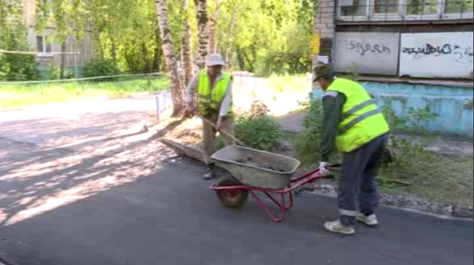 В Иванове ремонтируют и благоустраивают тротуары