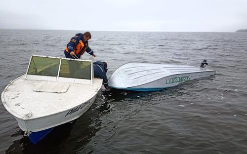 Рыбак перевернулся на лодке в акватории Волги в Ивановской области