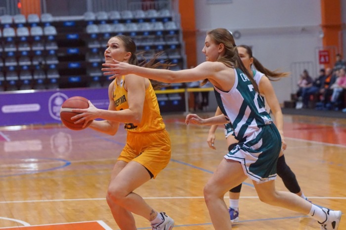 Баскетболистки ивановской "Энергии" готовятся в первой игре в новом году