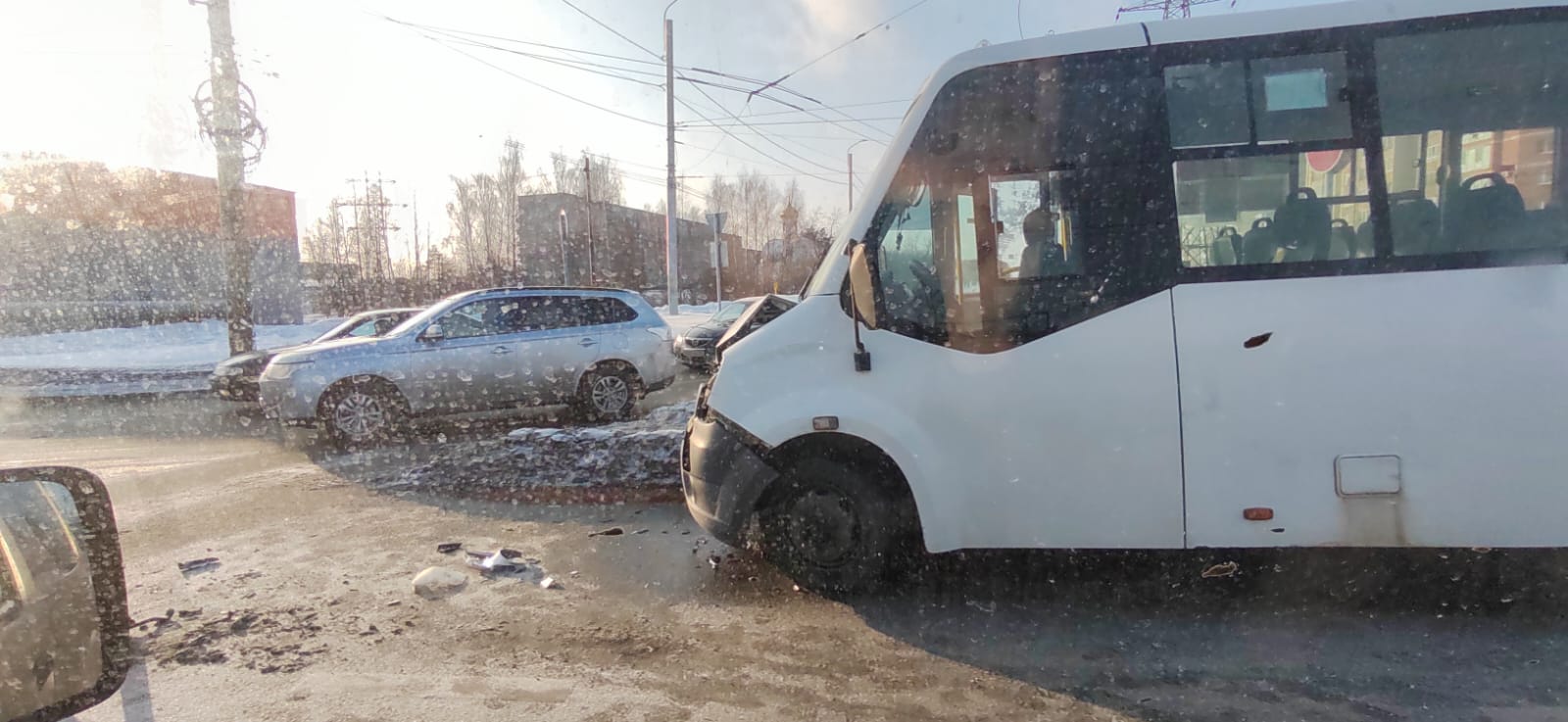 Форды маршрутные на дороге. Автобус 2 ярославль. Газель орск до ялтинской. Автобус газель 2022. Маршрутка фото.