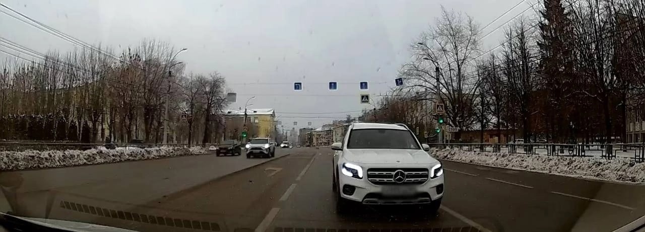 Автомобилистку лишили прав за движение по встречной полосе на Шереметевском проспекте в Иванове