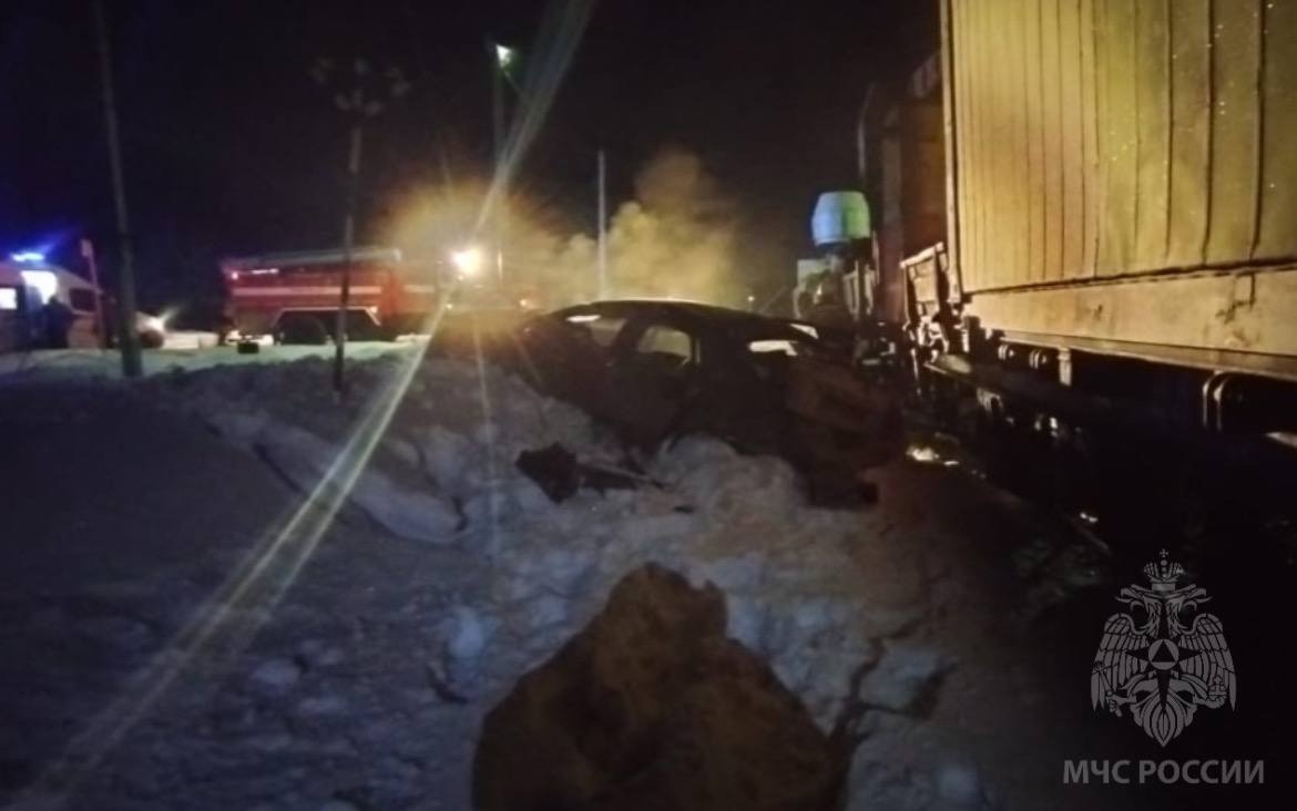 В "Северной железной дороге" прокомментировали столкновение тепловоза с легковушкой в Фурманове