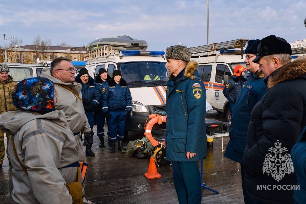 Смотр сил и средств спасателей прошел в Иванове 