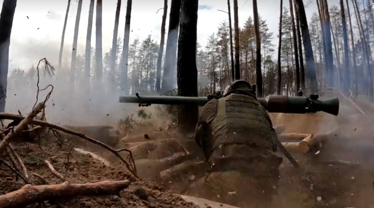 Ивановские десантники уничтожили наблюдательные пункты и пехоту ВСУ на одном из направлений в зоне СВО