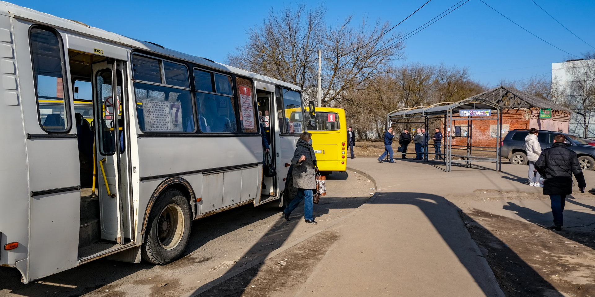 Для жителей Иванова организуют пассажирские перевозки к местам захоронений  в предстоящие праздники | 12.04.2023 | Новости Иваново - БезФормата