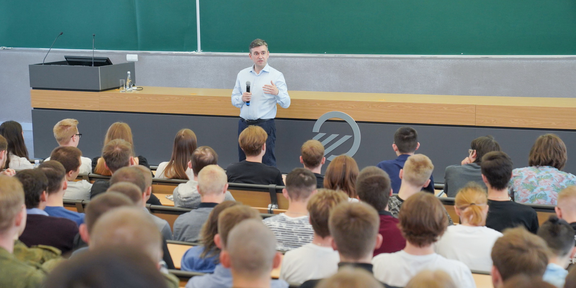 Станислав Воскресенский встретился со студентами Ивановского энергоуниверситета