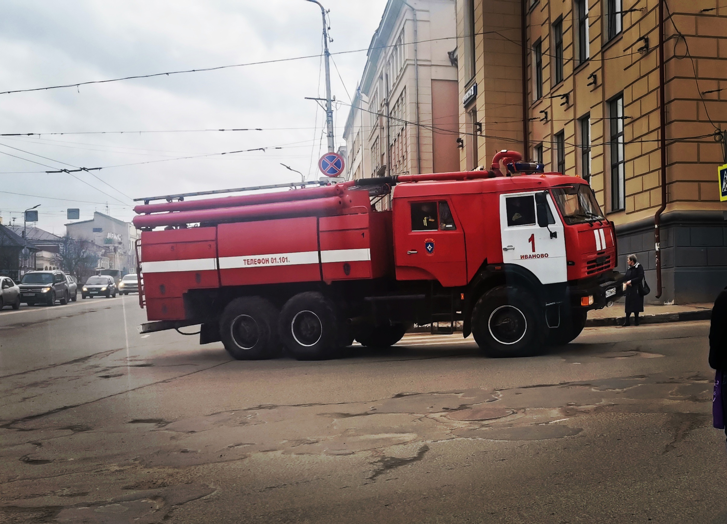 Ночью в Ивановской области при пожаре пострадал человек