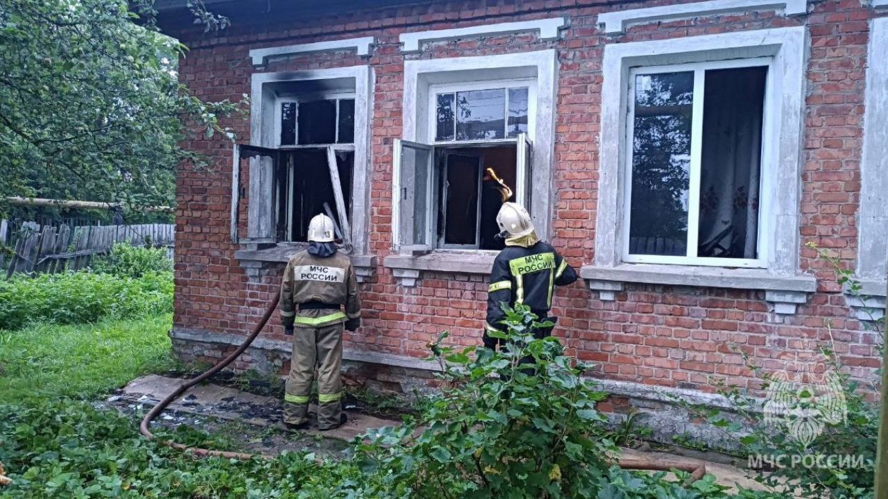 При пожаре в частном доме в Кинешме погиб 55-летний мужчина