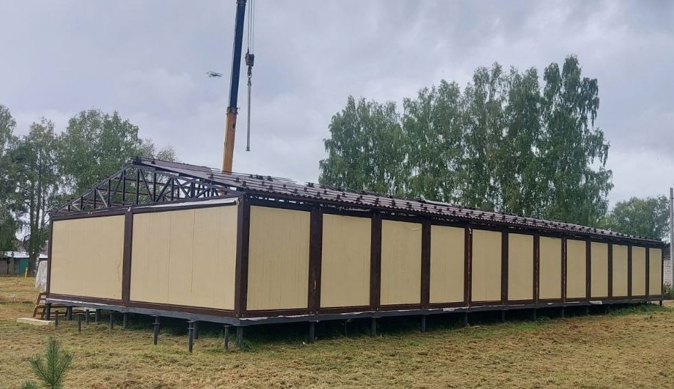 Модульное здание будущей медицинской амбулатории возводят в Ивановском районе 